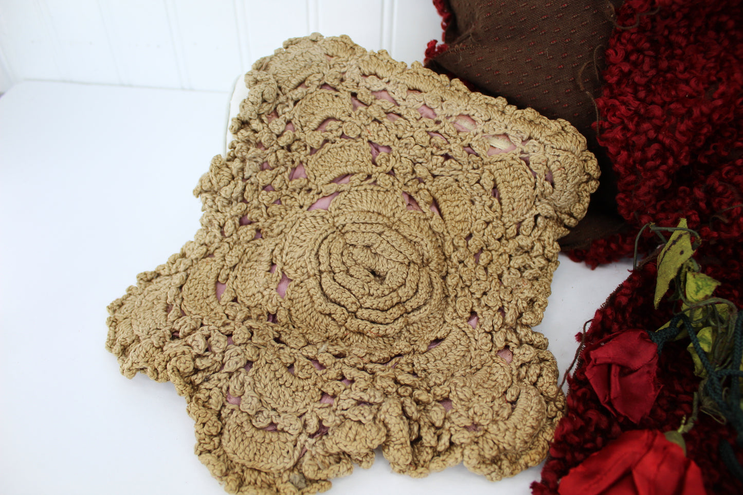 Victorian Antique Craft 2 Items - Red Curly Fabric & Unfinished Crochet Purse victoriana sewing arts