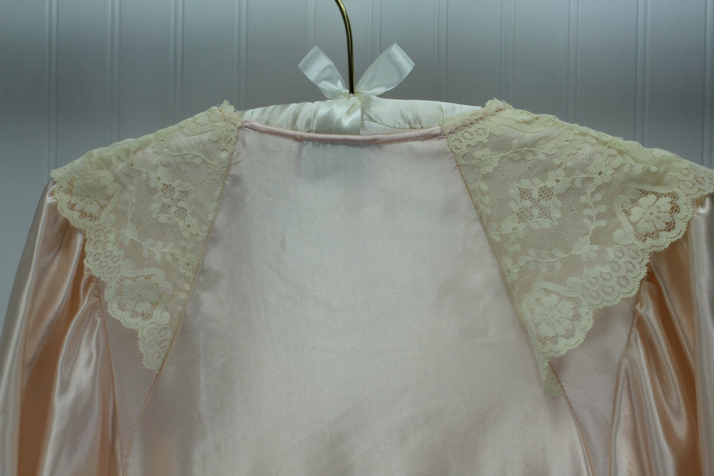 Donna Richard Nightgown Blush Pink Polyester Cotton Lace Collar Size Medium lounge robe