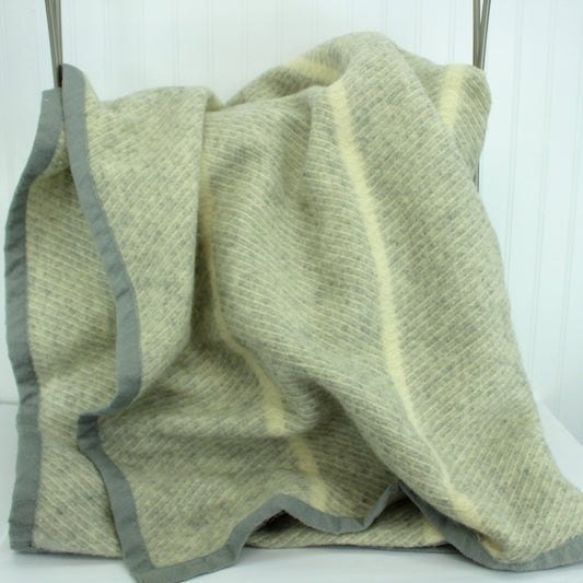 Jack Lenor Larsen Icelandic Wool Blanket Martex Terra Nova Collection 1985 Luscious