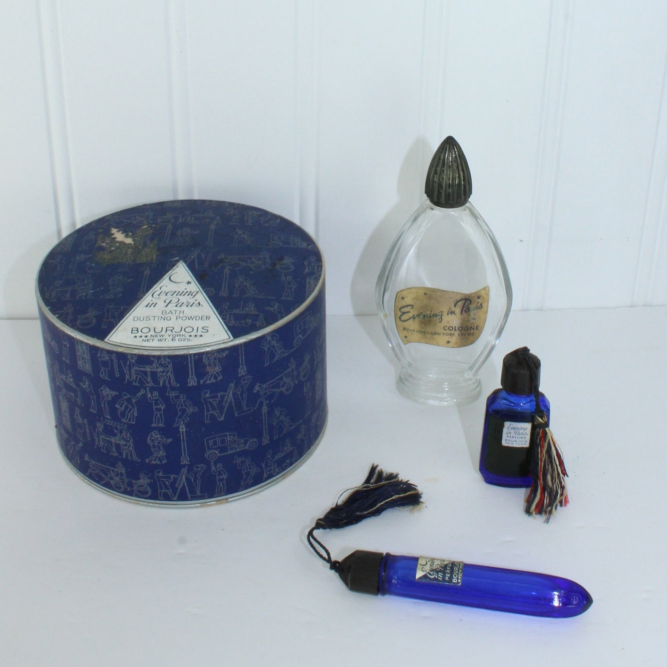 Collection Vintage Evening in Paris Tassel Vial Bottles Powder Box perfume & decor