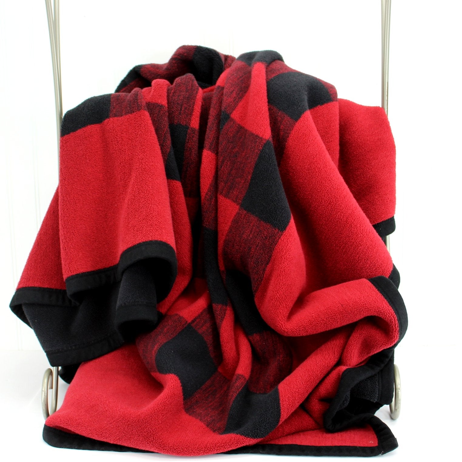 Woolrich Home Polyester Blanket Black Red Washable Large 80" X 74"