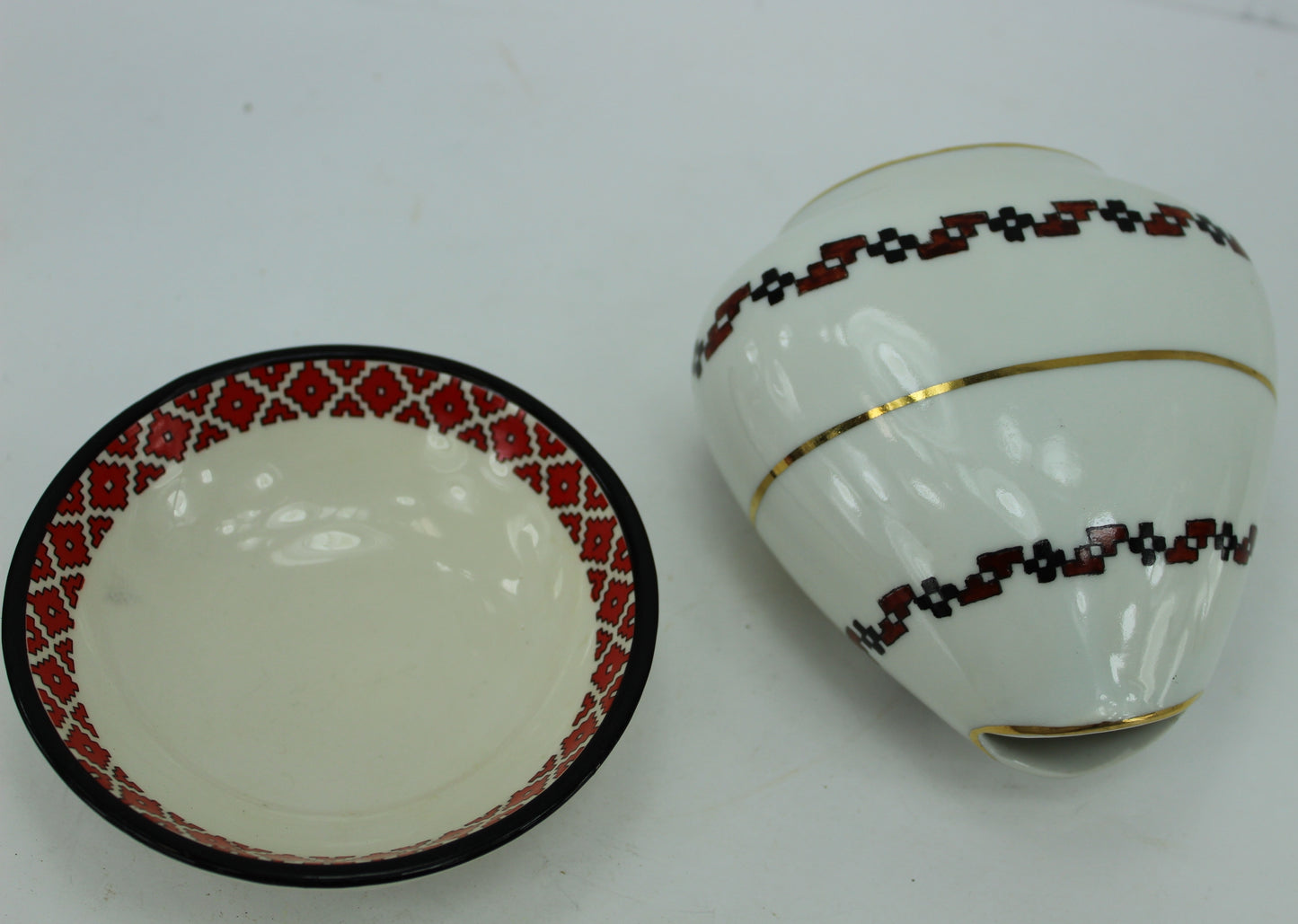 Traditional Pottery Bowl & Porcelain Unusual Porcelain Vase Brazil Estate Opera Singer  conical shape vase