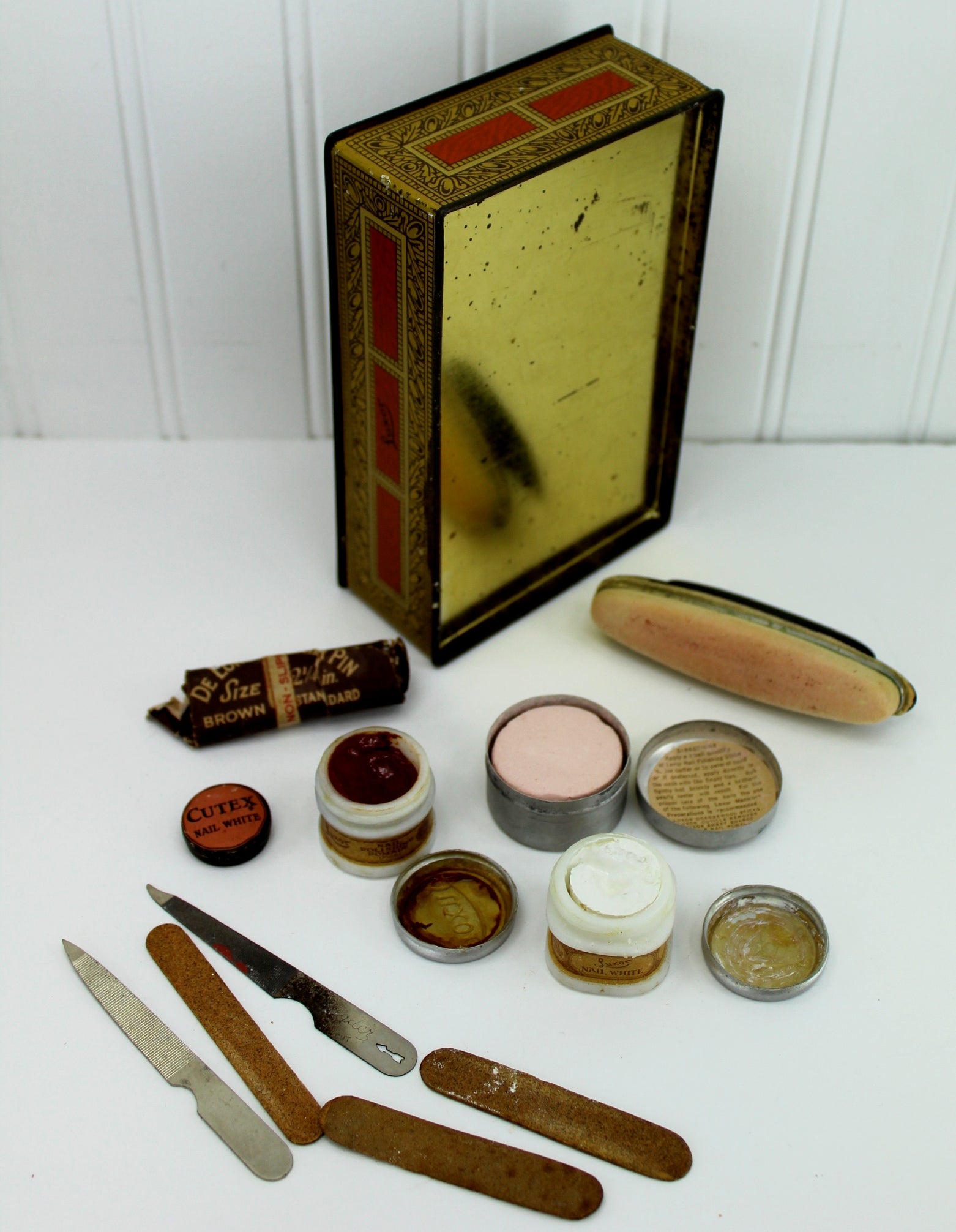 Exceptional Collection of 5 Unusual Vintage Vanity Pieces Luxor Nail Tin Hand Mirror Heart Wood Mirror heart mirror twists open hand made