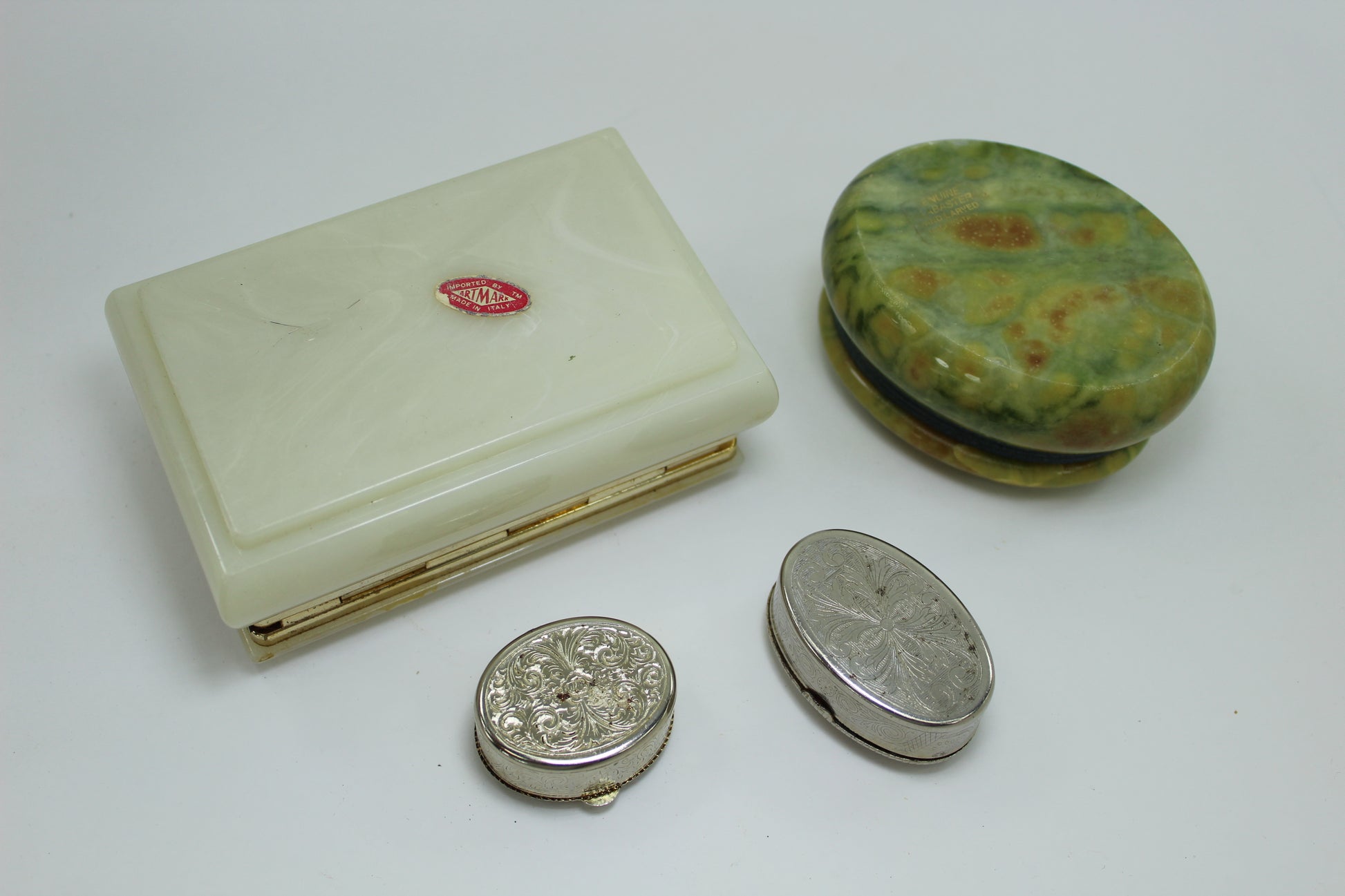 Collection 4 Small Boxes Alabaster Italy Trinket Pills Green Ivory 2 are Italy made