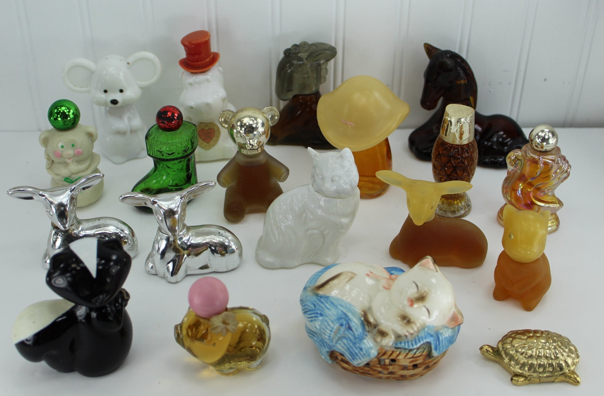 Vintage avon cat online perfume bottles