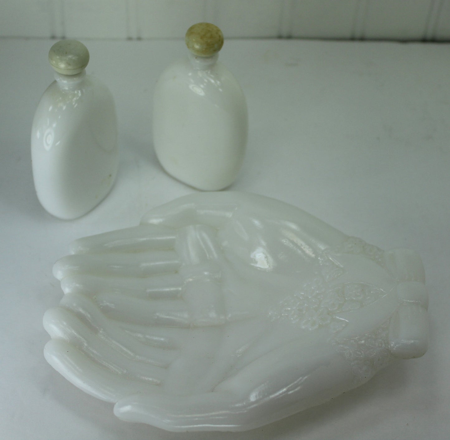 Avon Vintage Vanity Collectibles Milk Glass Hand 2 Painted Violet Perfume Bottles nicer than photo of hand