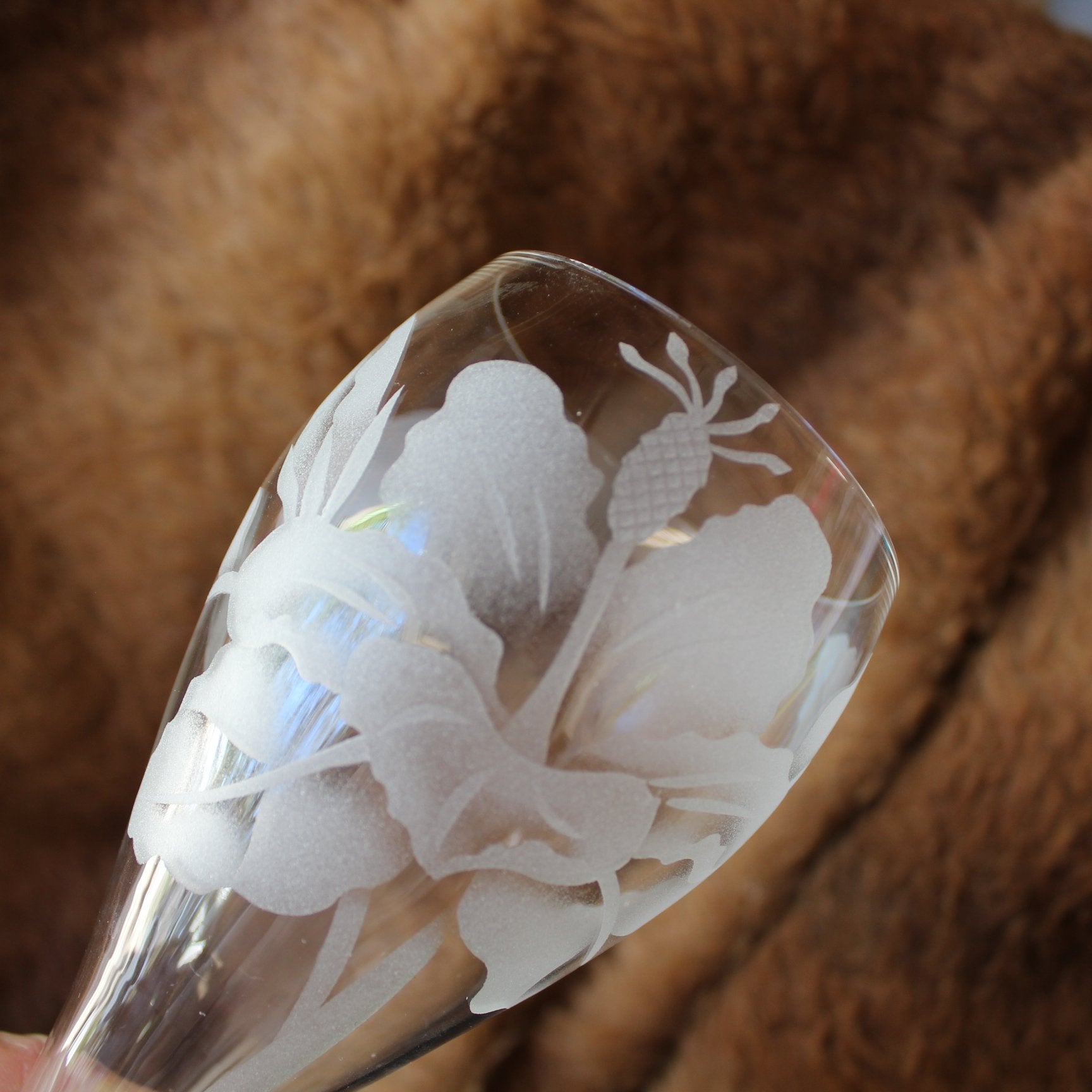 Unknown Maker UNK2629 Elegant Floral Etched Crystal Water Glass Goblet