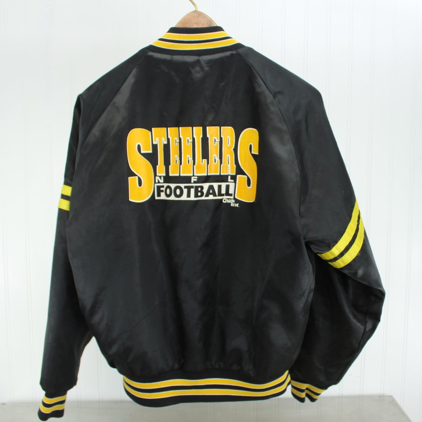 Steelers NFL Nylon Warm Up Jacket Size 18/20 Small Maker Chalk Line USA Collectible back of jacket