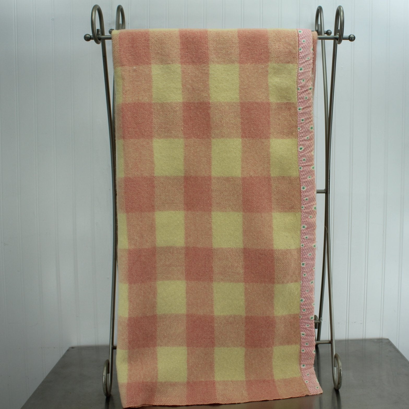 Small Wool Blanket Cream Pink Big Checks Late 1940s Use or Cutter DIY