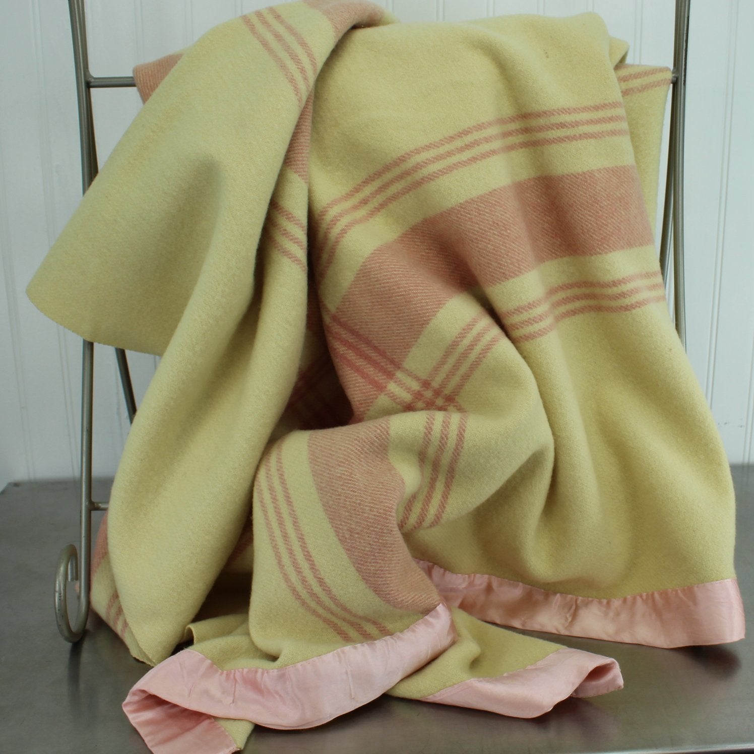 All Seasons Light Medium Cabin Style Wool Blanket Cream Pink Stripes Late 1940s