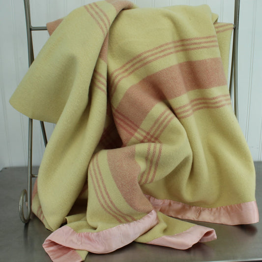 All Seasons Light Medium Cabin Style Wool Blanket Cream Pink Stripes Late 1940s