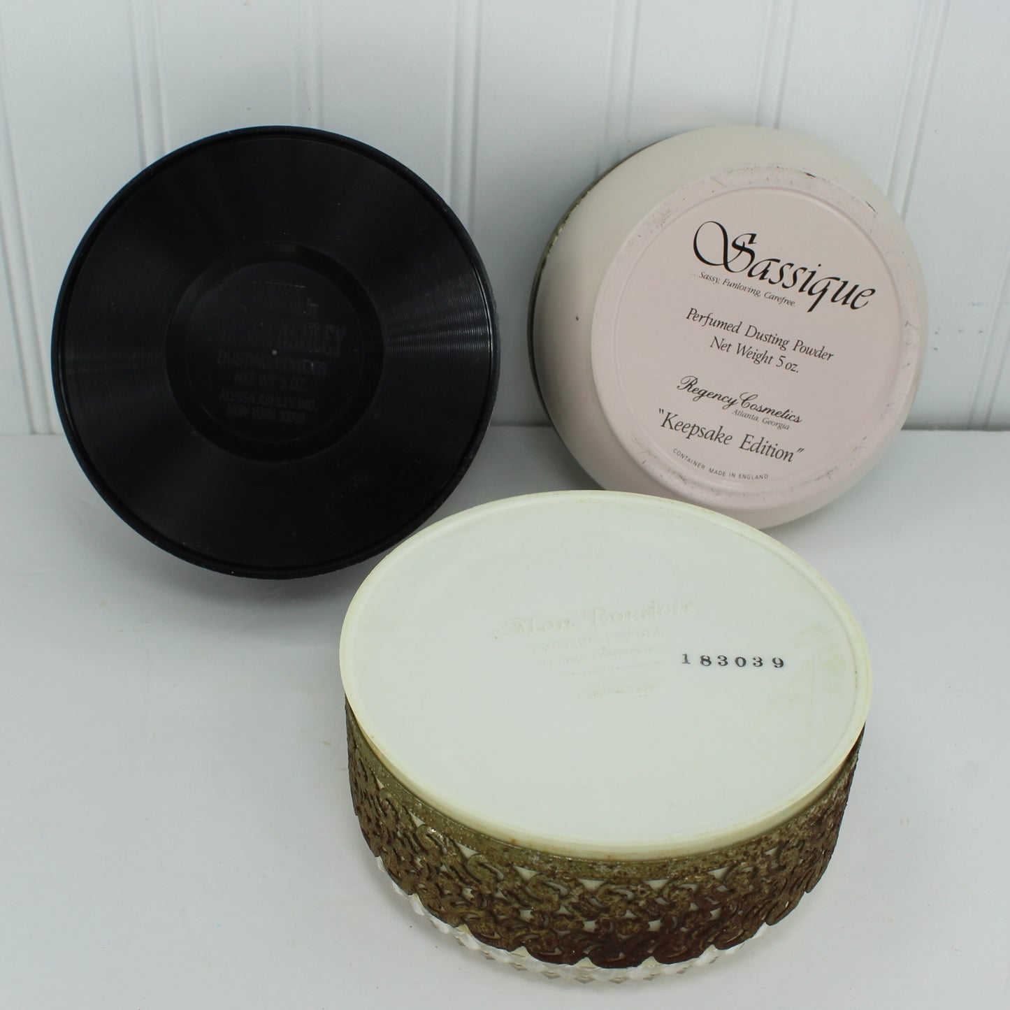 Decorative Tin Plastic Rococo Boxes Body Powder Sassique Ashley Musk Mon Boudoir usable powder