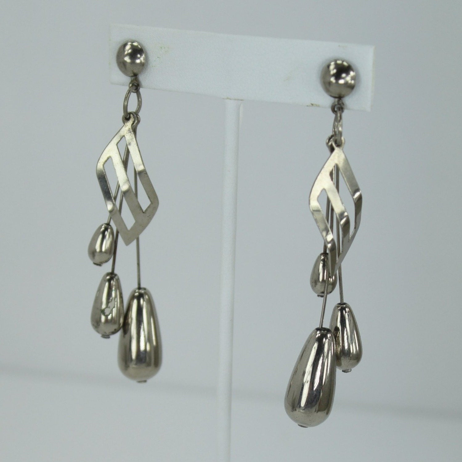 Long Modernist Earrings Post Lightweight Silver Tone Baubles Dangle Unique