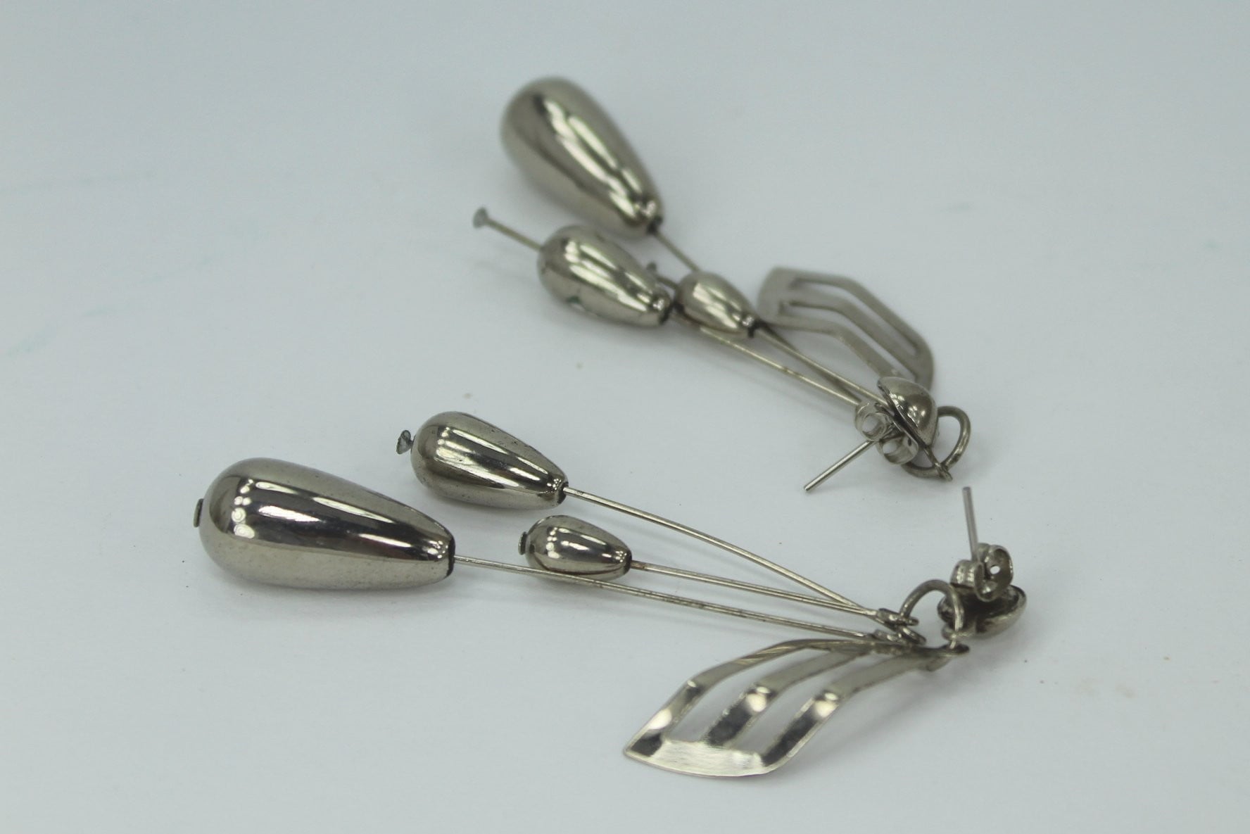 Long Modernist Earrings Post Lightweight Silver Tone Baubles Dangle Unique unusual