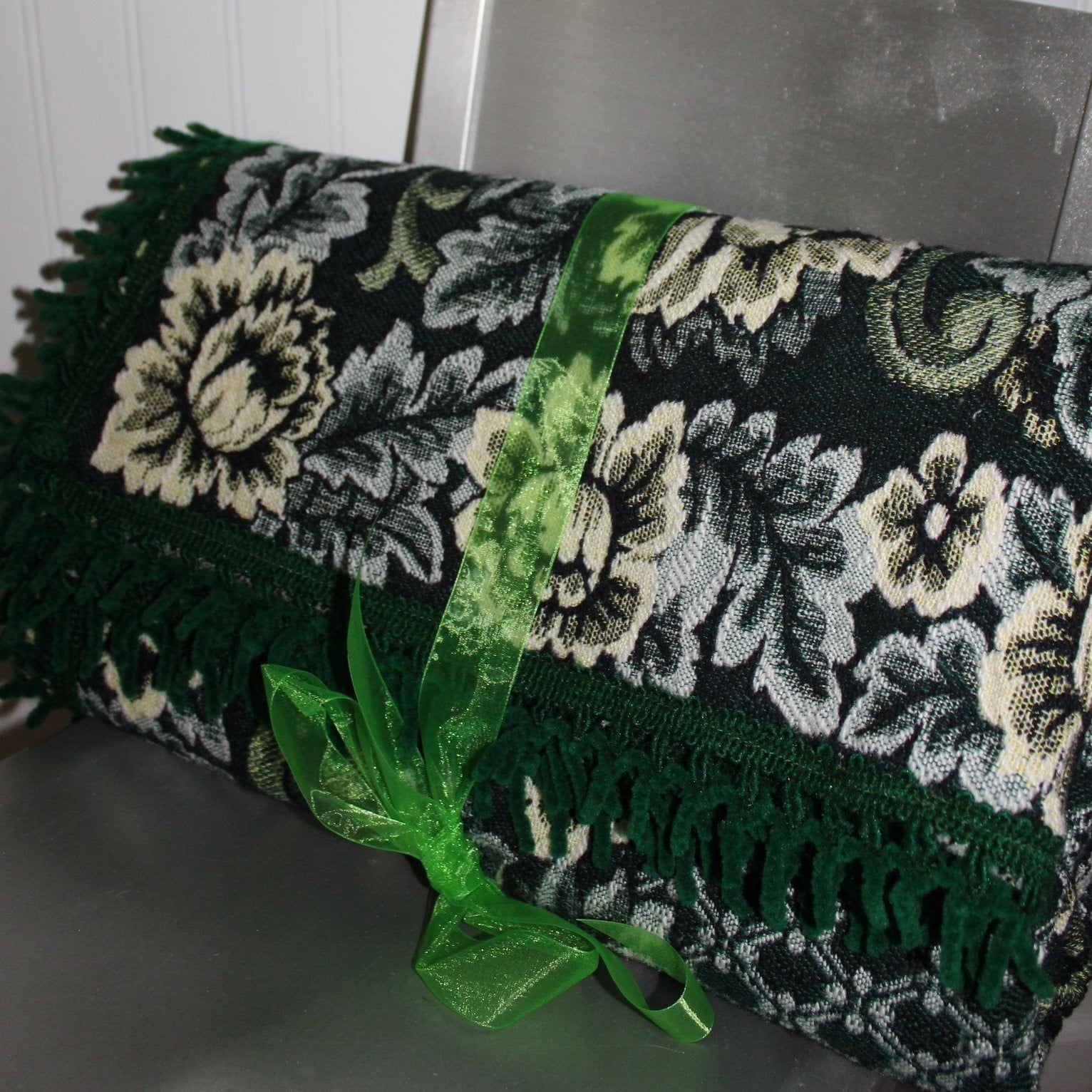 Tapestry Travel Rug Blanket Heavy Green Jacquard Chenille Fringe