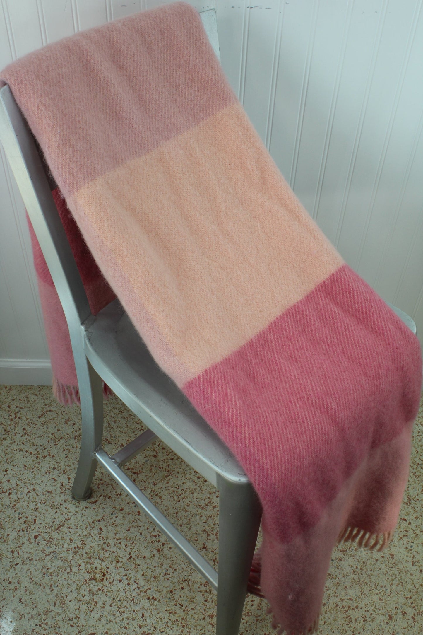 IKEA Wool Blanket Greece Shades Pink Rose Large Checks Fringed Special orig tag
