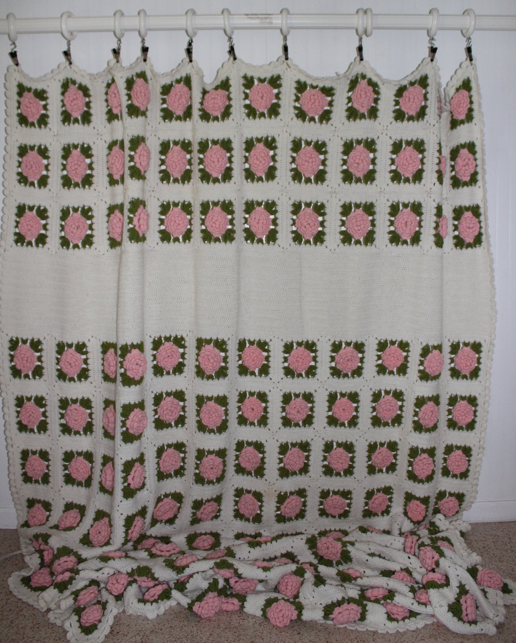 Vintage Crochet Coverlet Bedspread Dimensional Flowers Hand Made Large Heavy huge
