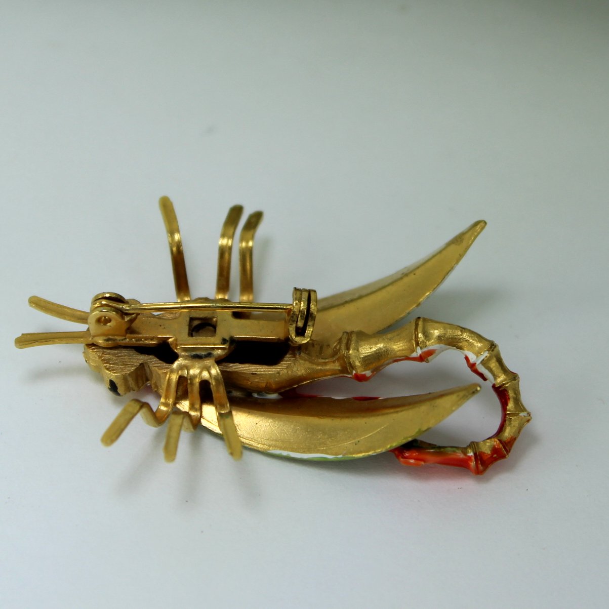 JJ Jonette Scorpion Colorful Enamel Pin Brooch She is Elegant underside of pin very nice quality