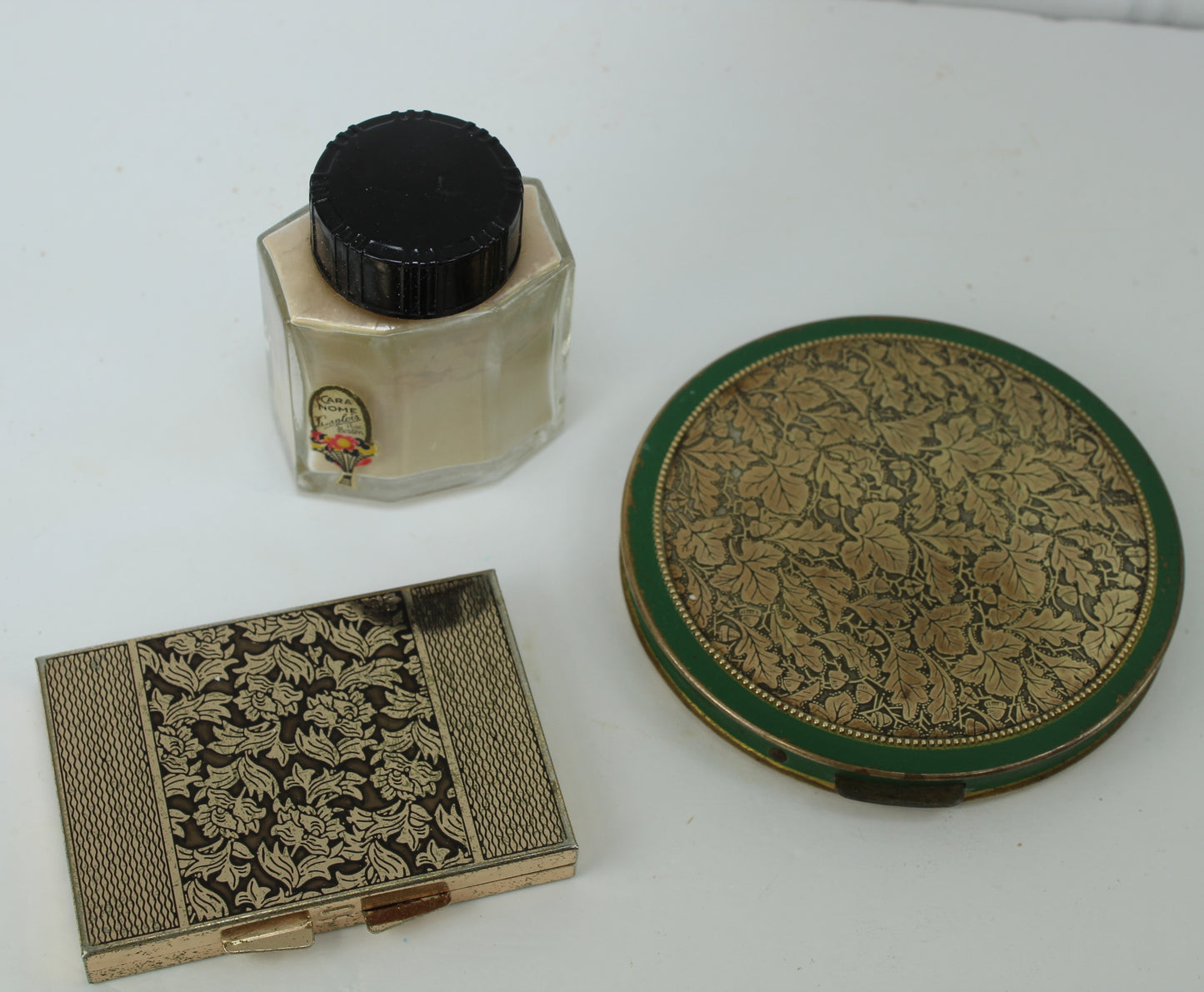 Collection Vintage 10 Vanity Compact Powder Jars Pill Boxes Mid Century & 1940s jewel box pill box