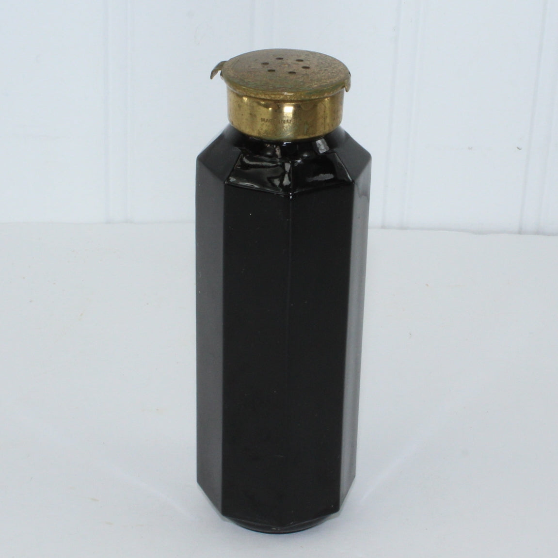 Le Debut Noir Richard Hudnut 1927 Talc Bottle Black Glass Octagonal Unique Closure