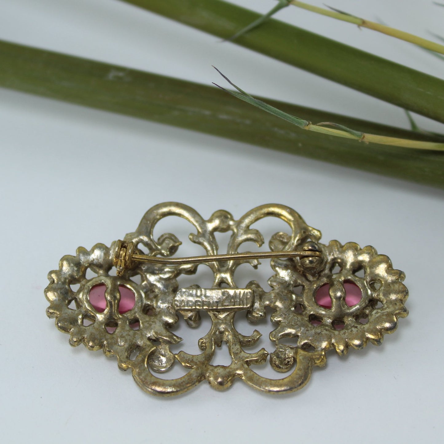 Paul Sargent Pin Brooch 24 KP Pearls Pink Ovals Fleur de Lis reverse of pin with maker mark