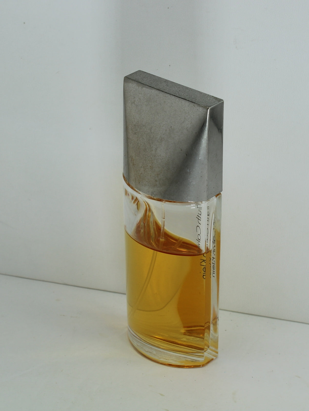 Truth Calvin Klein 1.7 Spray EDP Partial Bottle Glas Silver Top missing top price reduced