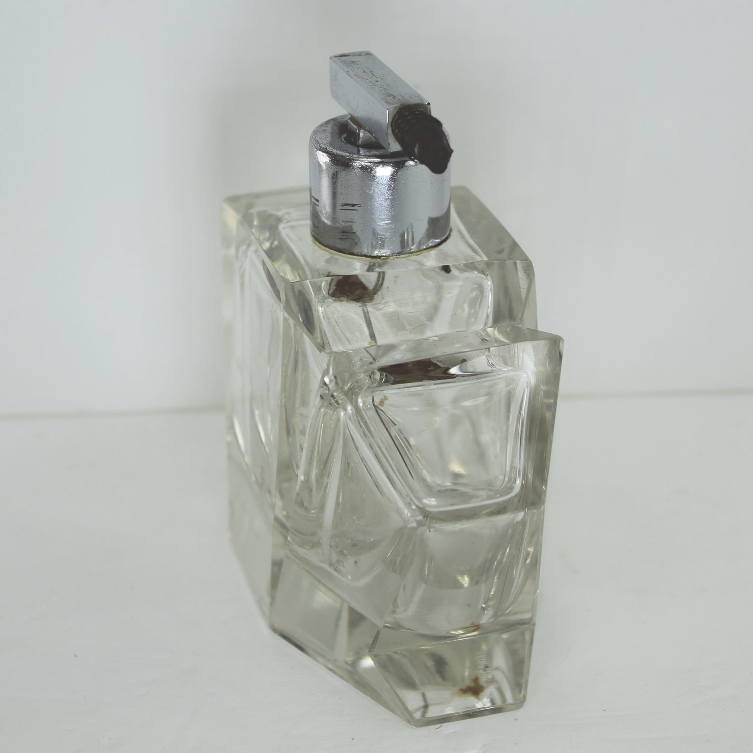 Vintage Deco Heavy Crystal Perfume Bottle Beautiful Quality antique perfume bottle deco style