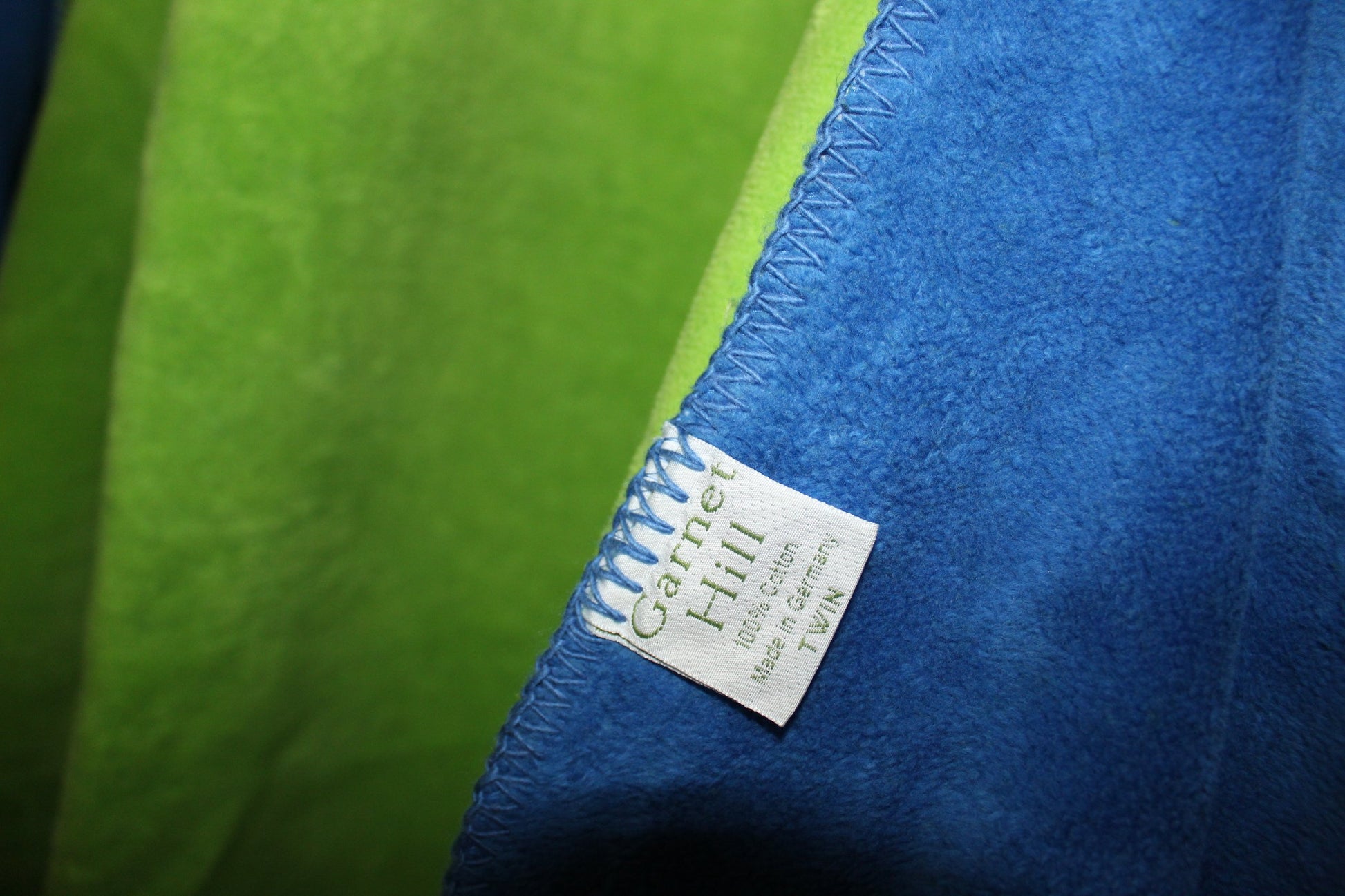 Pair Garnet Hill Blankets 100% Cotton Plush Germany Twin Reverse Lime Green Royal Blue tags