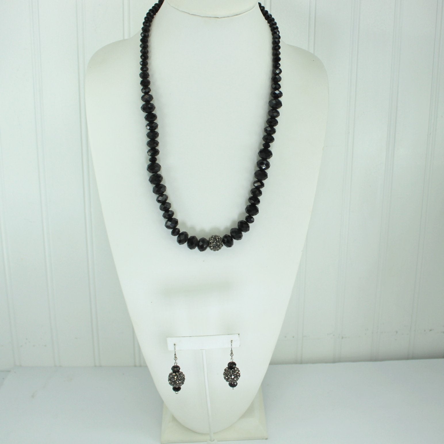 Set Party Striking Necklace Earrings Multi Faceted Black Glitzy Beads full view