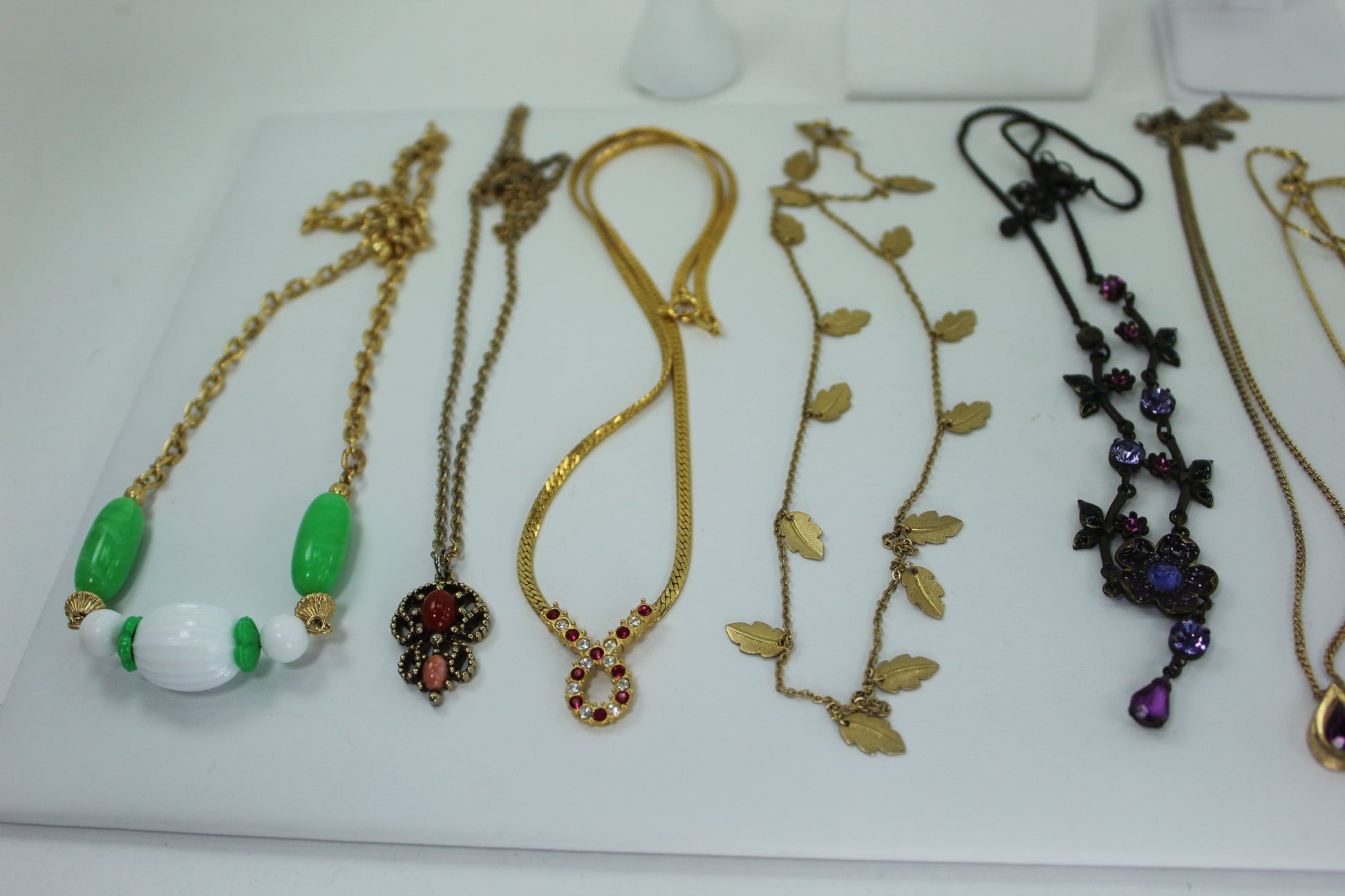 Vintage AVON Jewelry Lot 17 Pieces Wearables Resales Necklaces Bracelet Pins ER rhinestone