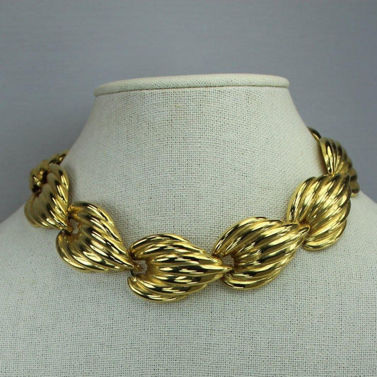 Classic Vintage Choker Gold Metal Leaves Necklace Dimensional 1970s