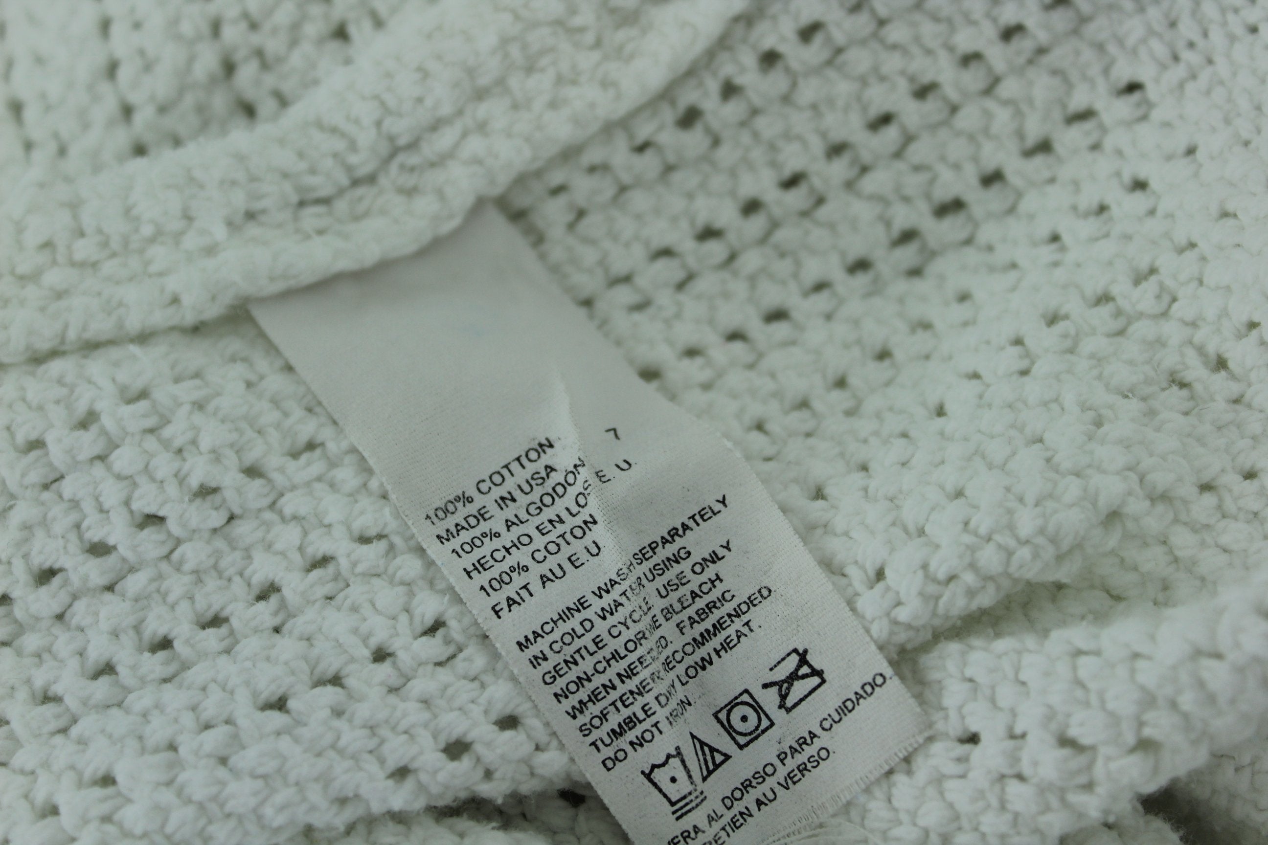 USA Unbranded Cotton Blanket White Woven 66