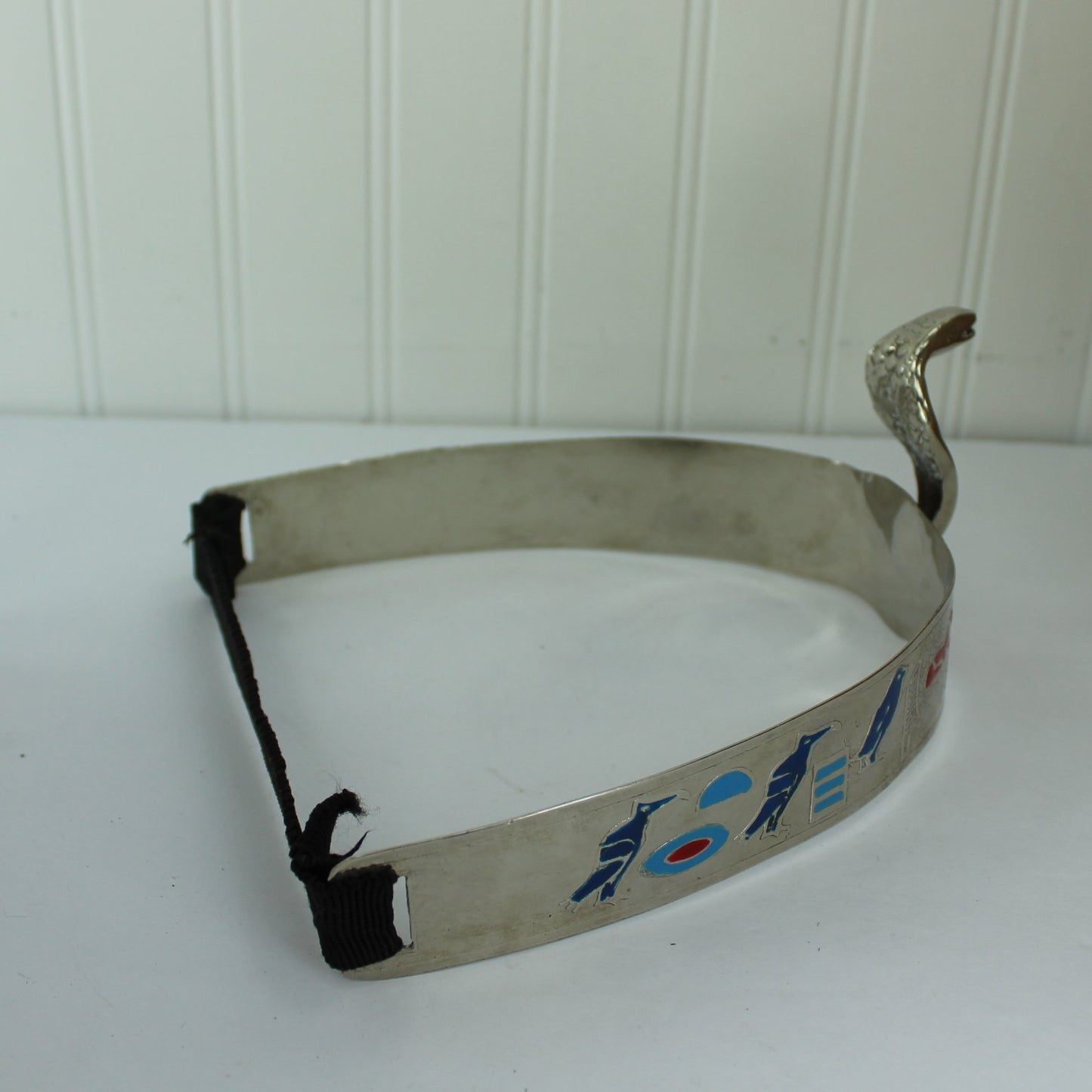Egyptian Style Silver Metal Head Band Cobra Hieroglyphics Costume Party Fun Gift side view of had band egyptian