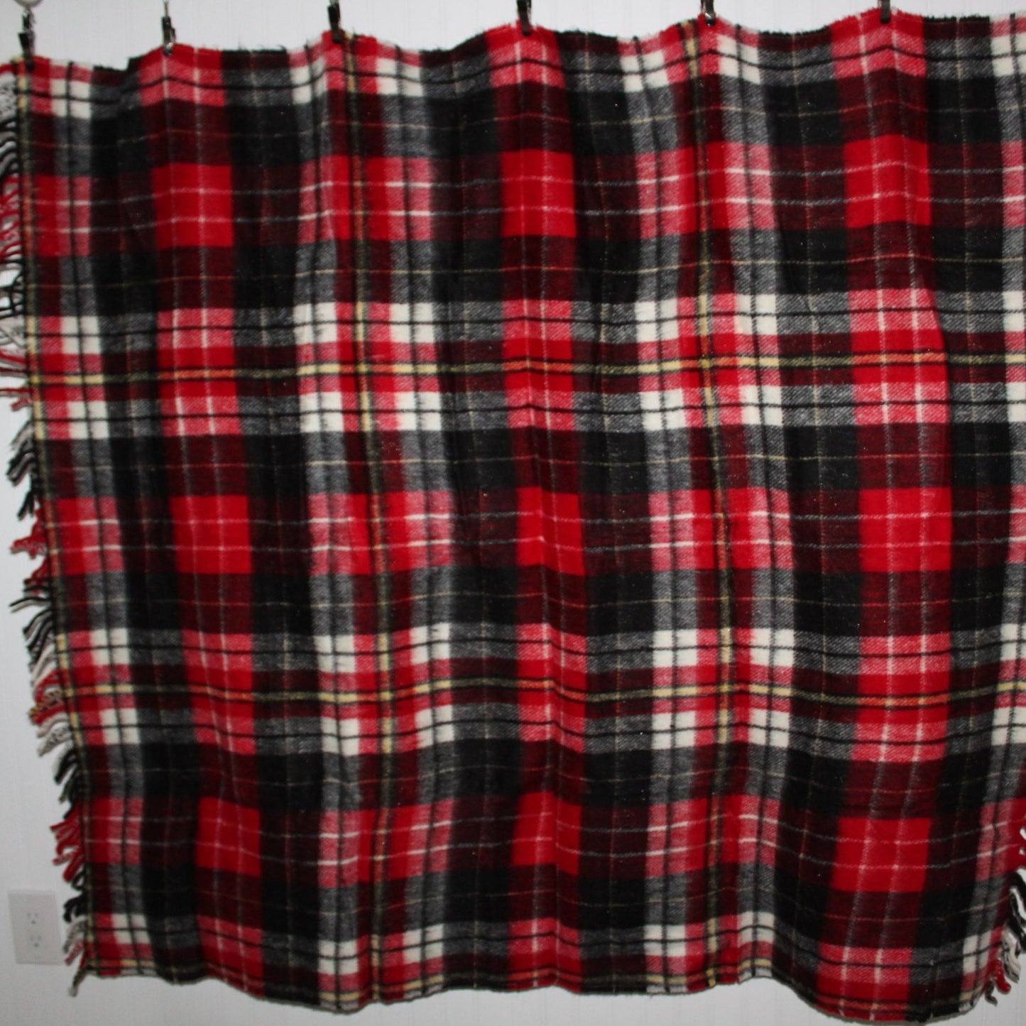 New Acrylic Throw Blanket Smith Johnson Dry Goods Red Plaid 50" X 60" Tag vintage