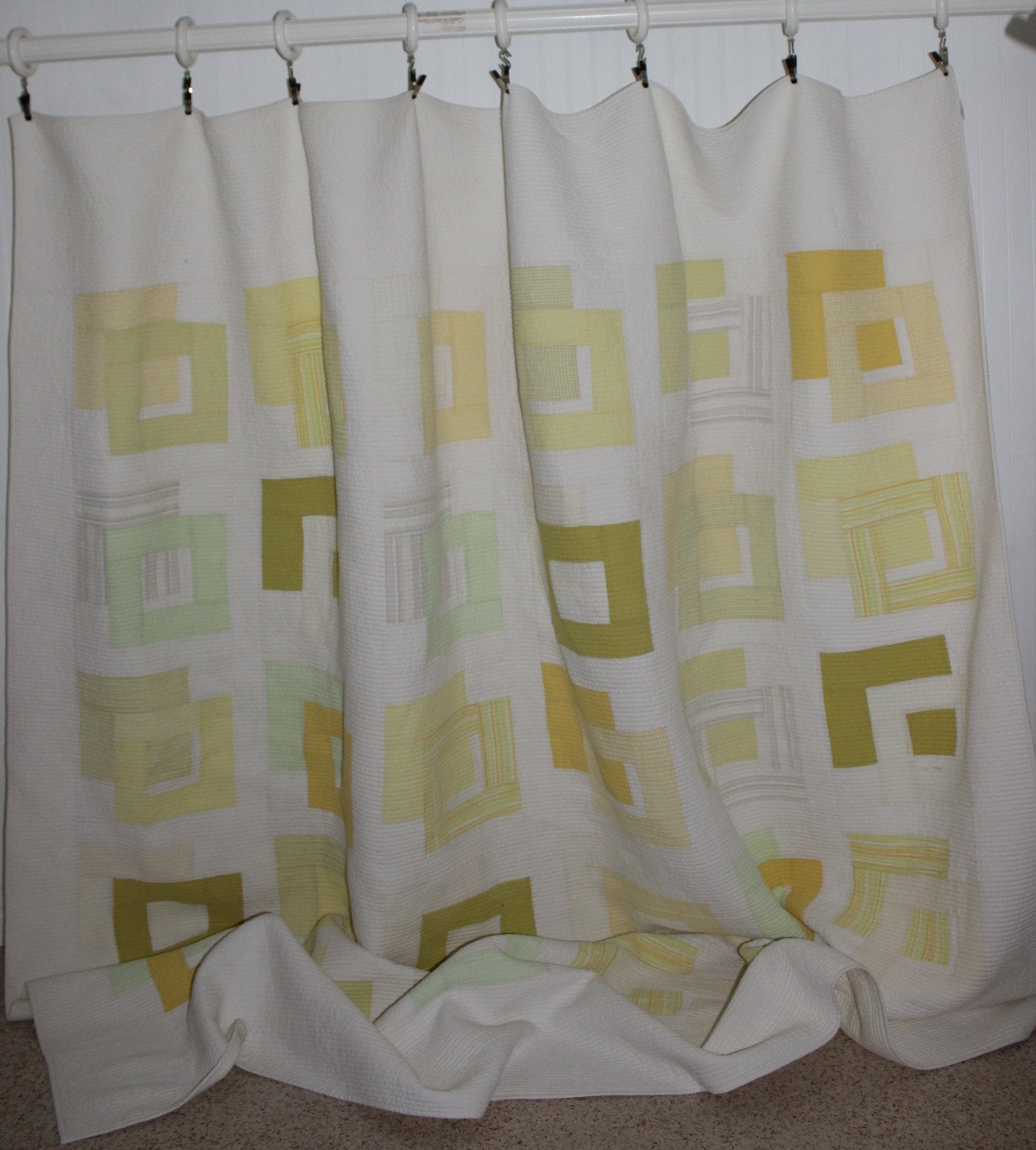 Crate Barrel Quilt King 104" X 94" Edgebrook All Cotton Geometric Mod Yellows Greens White very heavy