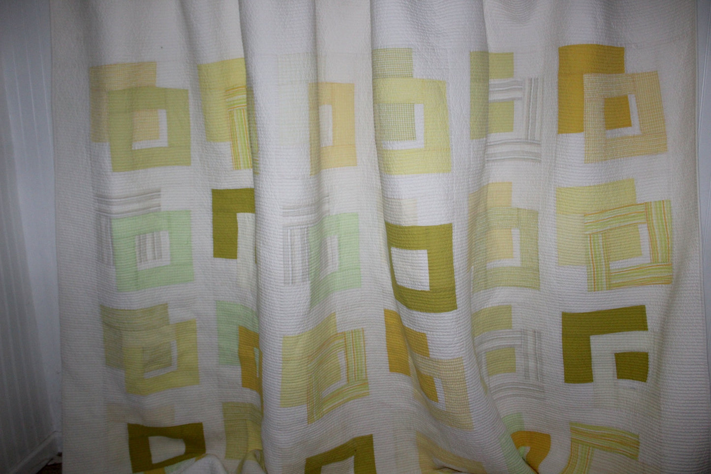 Crate & Barrel Edgebrook Cotton Quilt Yellow Green White 104" X 94"  King