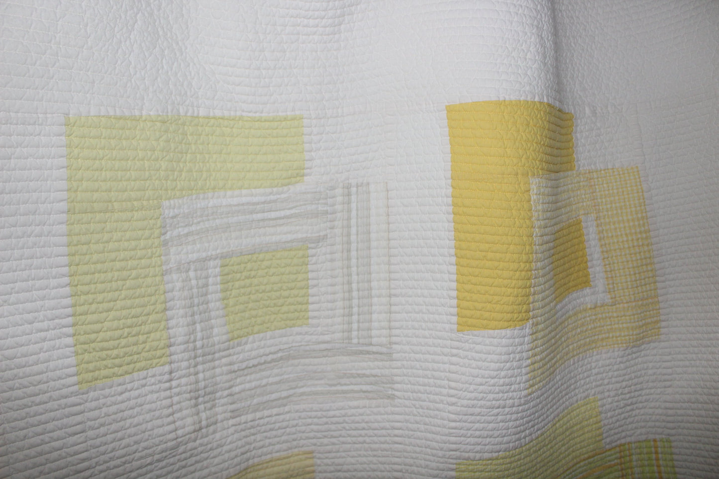Crate Barrel Quilt King 104" X 94" Edgebrook All Cotton Geometric Mod Yellows Greens White linear quilting