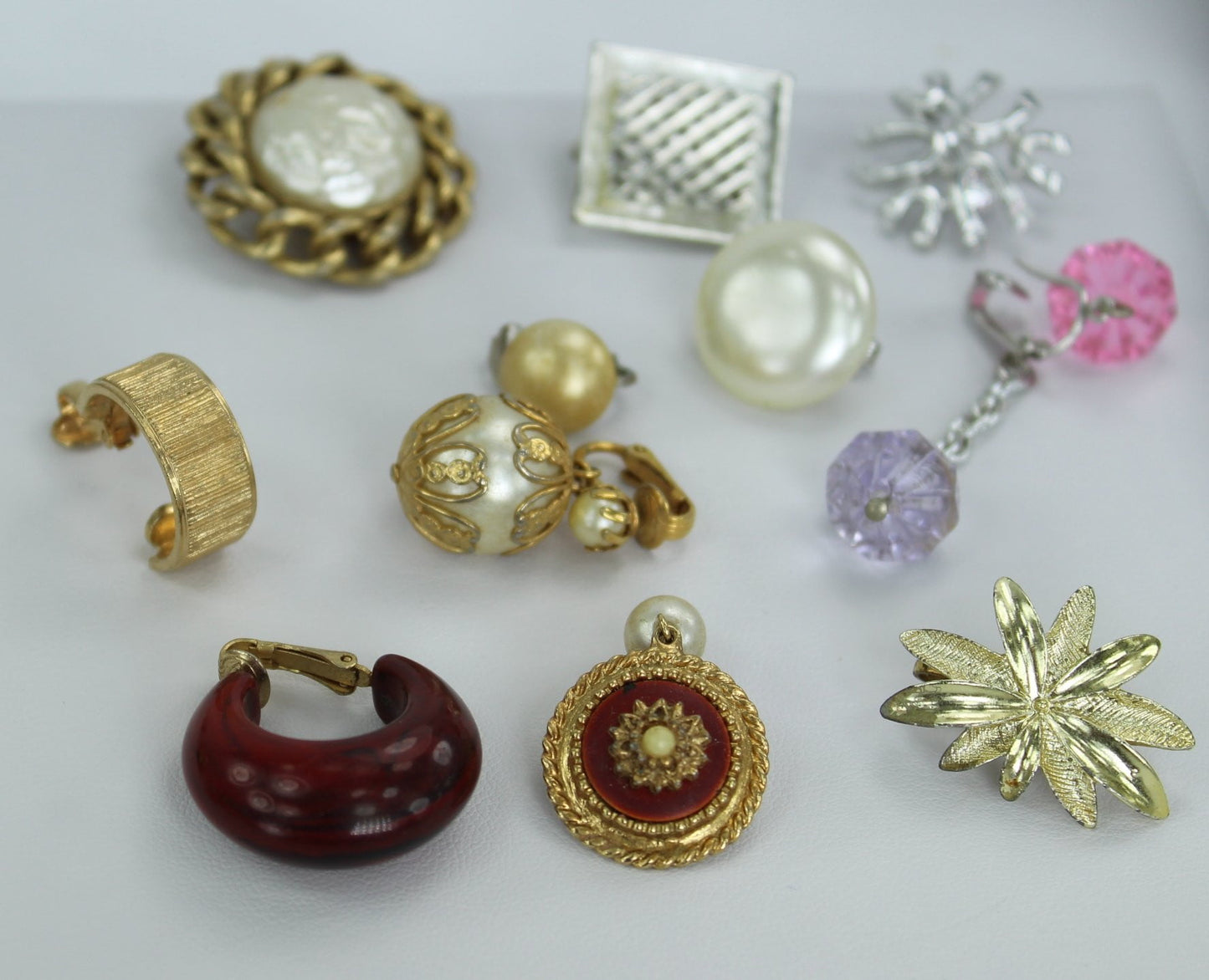 Sarah Covemtry Single Earrings Lot 25 Singles Enamel Lucite Pearl Vtg Forward DIY jewelry