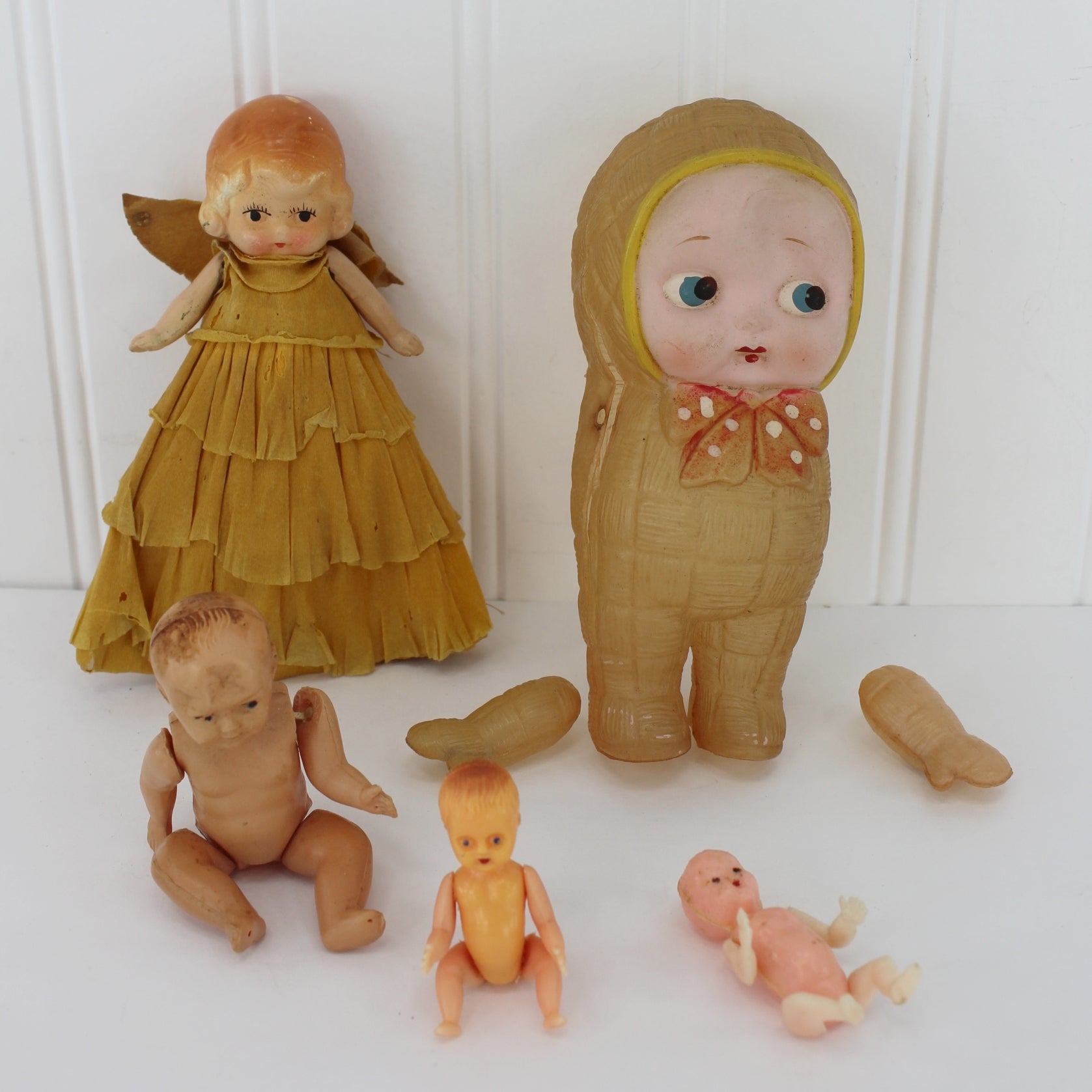 Collection Old 5 Dolls Celluloid Snow Baby Mini Celluloid Crepe Paper Carnival