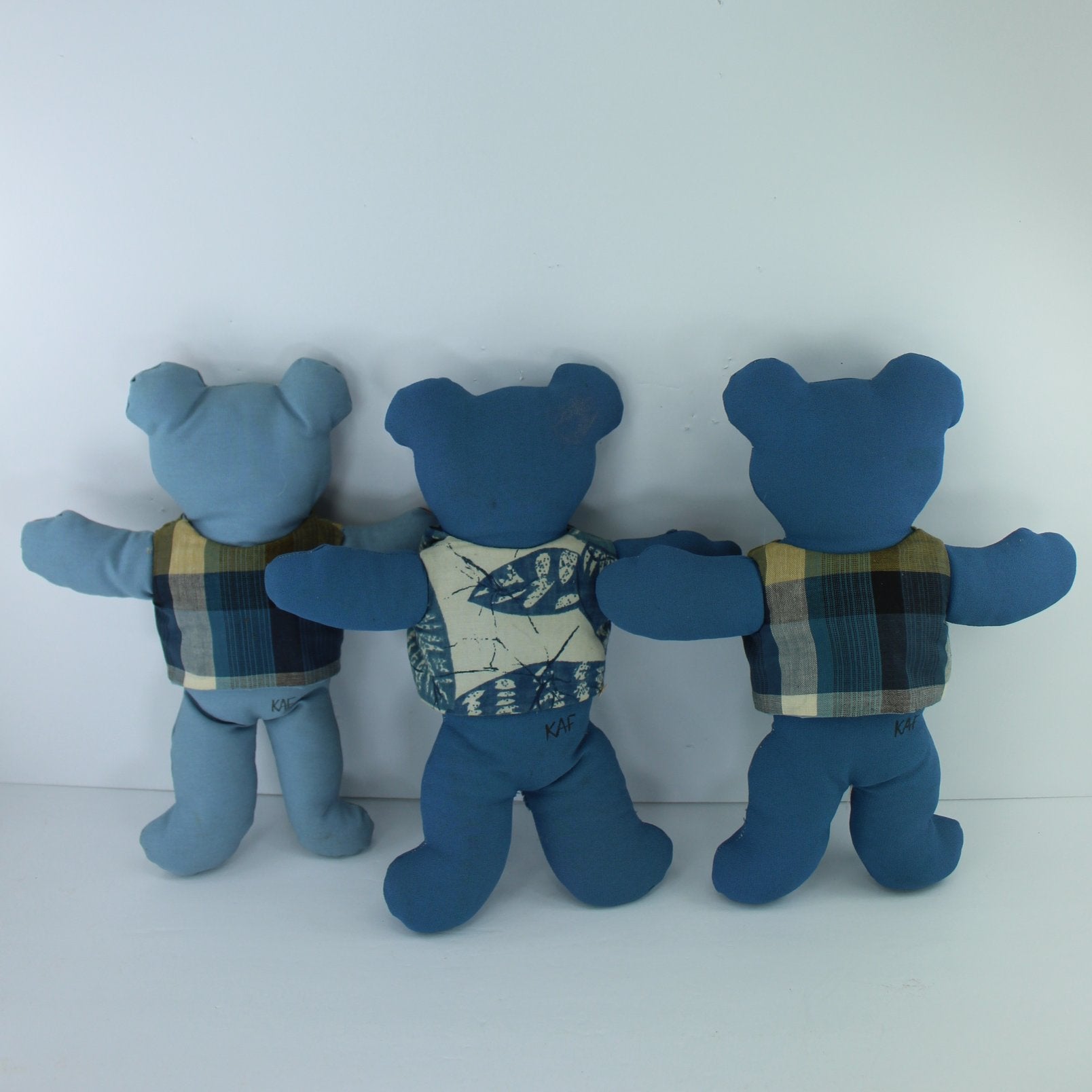 Hand Crafted 3 Teddy Bears With 18 Bear Vests DIY Charity Project New Business reverse view teddy bears