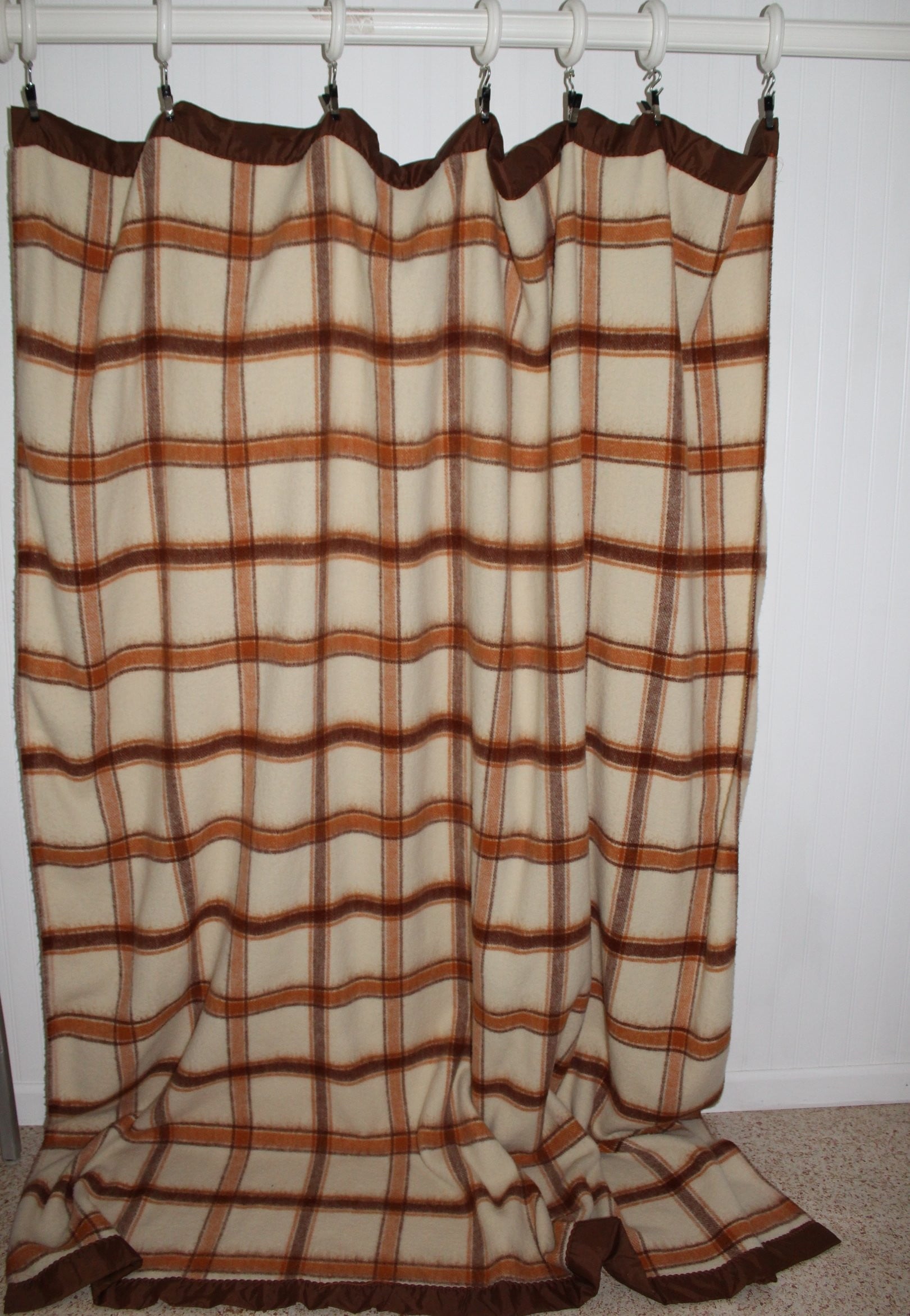 Acrylic Blend Blanket Vintage Brown Rust Plaid 72" X 84" soft