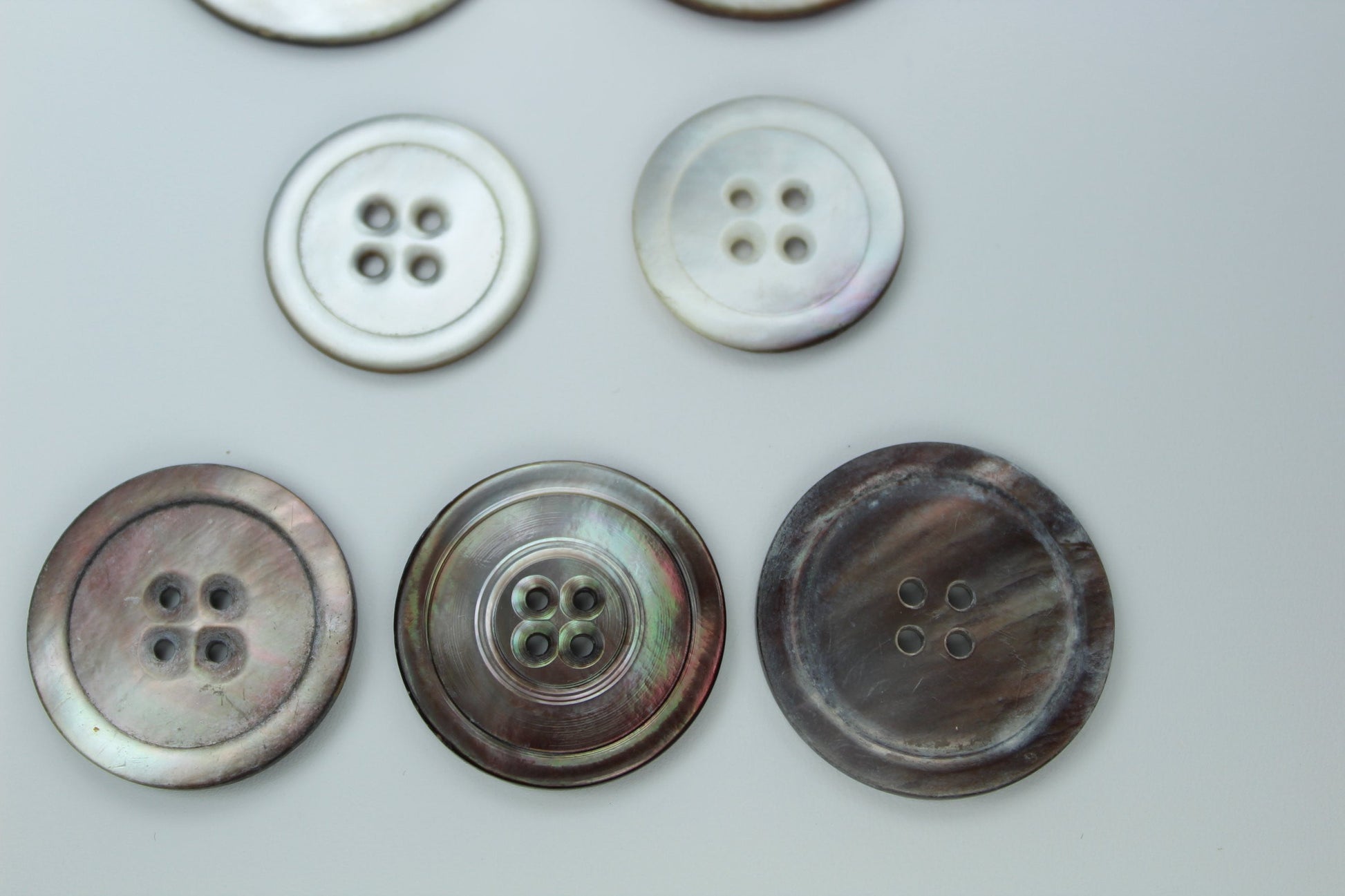 Collection Vintage Buttons Grey Natural Pearl  Lot 7 Buttons iridescent
