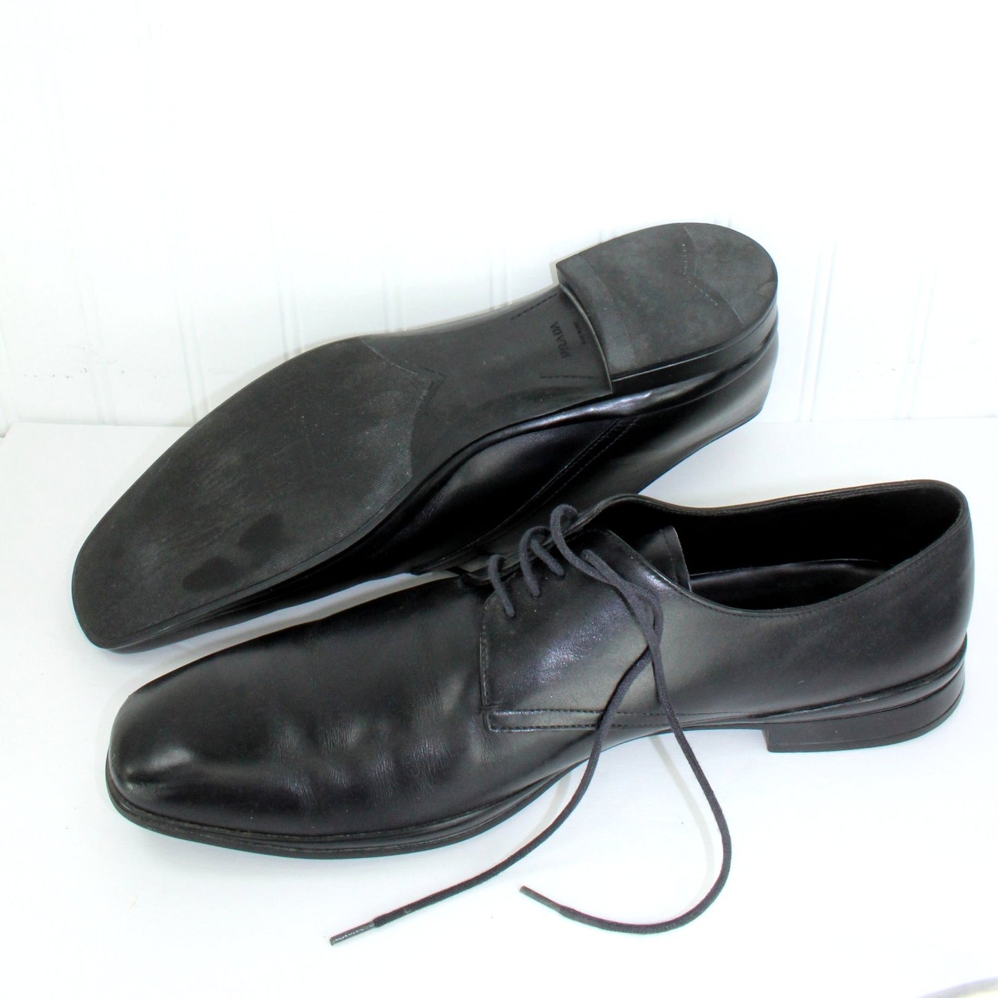 Prada Mens Black Leather Dress Shoes 10 1/2 Smooth Square Toe Elegant marked 2E