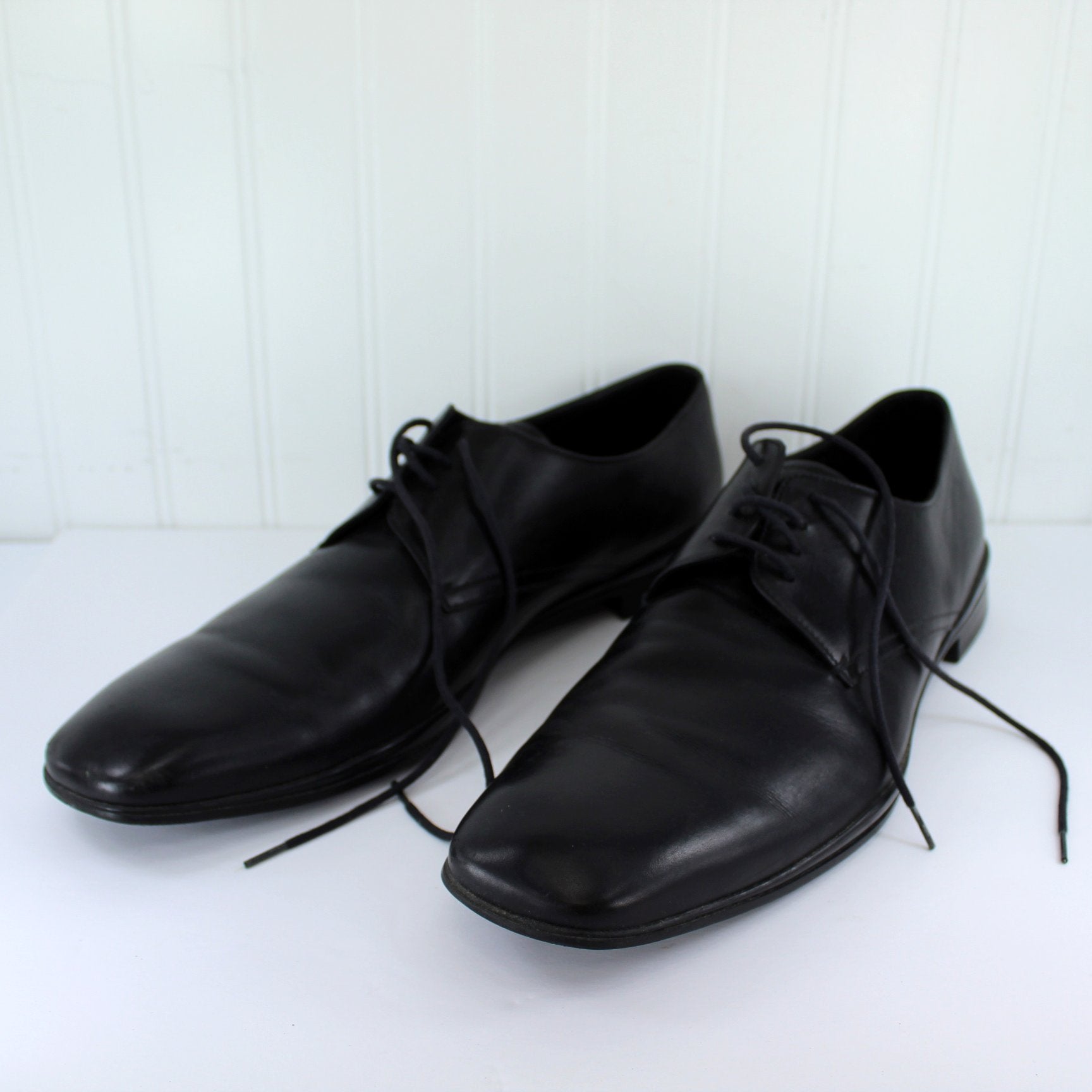 Prada Mens Black Leather Dress Shoes 10 1/2 Smooth Square Toe Elegant great condition