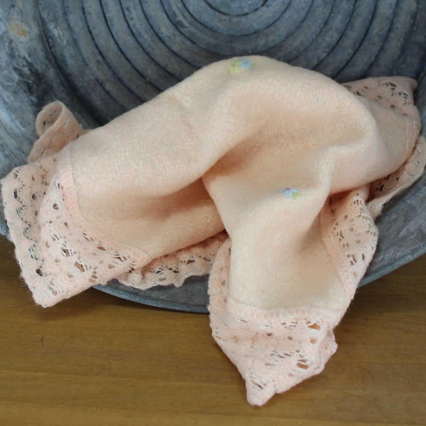 Vintage Unbranded Wool Blend Baby Crib Stroller Blanket - Elegant Embroidered Peach - 34" X 25"