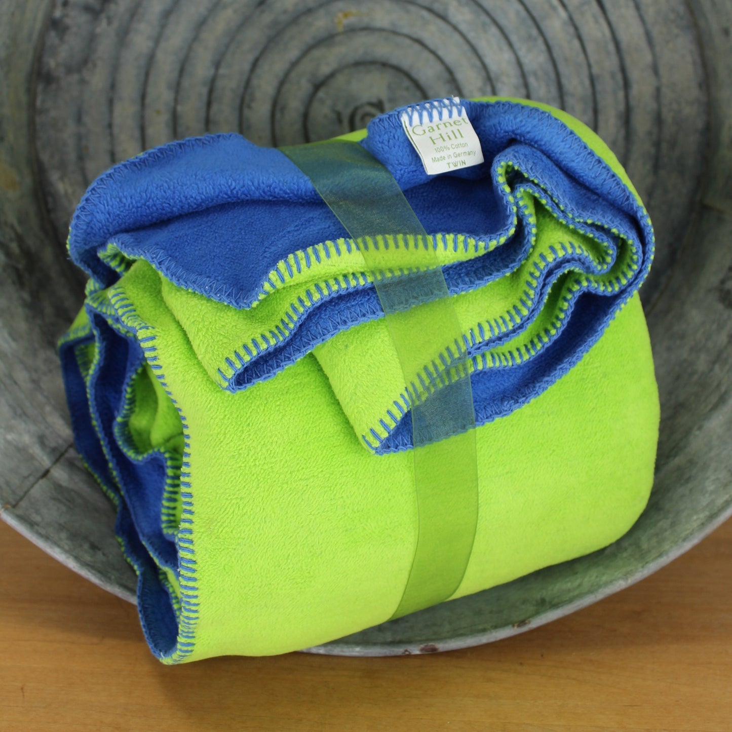 Garnet Hill Cotton Blankets Pair (2) Lime Green Royal Blue Reversable 63" X 83" Germany