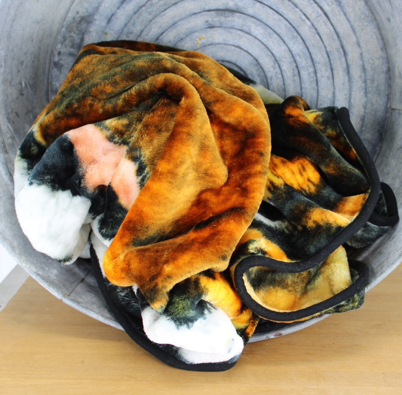 plush blanket Northwest Mill tiger face great colors gold black