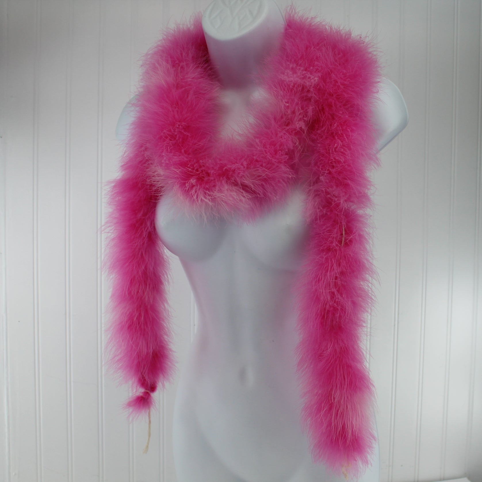 Collection 3 Fluffy Feather Boa Strands DIY Crafts Tie Flying Shades Pink White Use As Is Seperate hot pink boa feathers