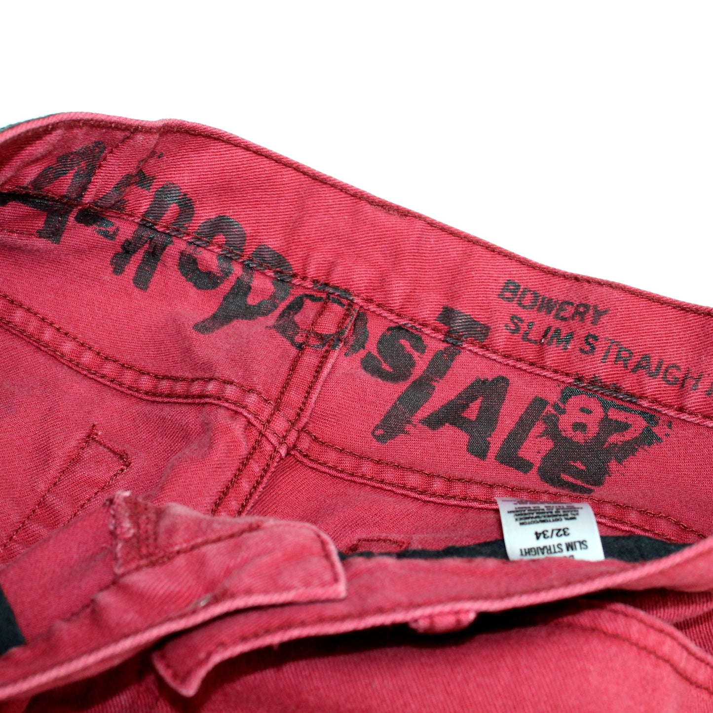 Aeropostale Bowery Vintage Slim Straight Jeans Red Cotton 98% Spandex 2% Size 32/34 all tags marks remain intact