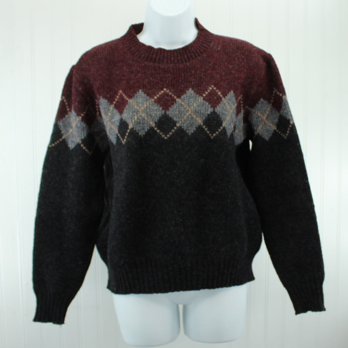 Pendleton Pullover Sweater Jumper Wool Maroon Grey Argyle Pattern - Size 36 very handsome sweater